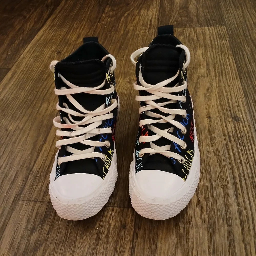 Converse ALL STAR Kids Graffiti Print High-Top Sneakers SZ 4 Girls Lace Up